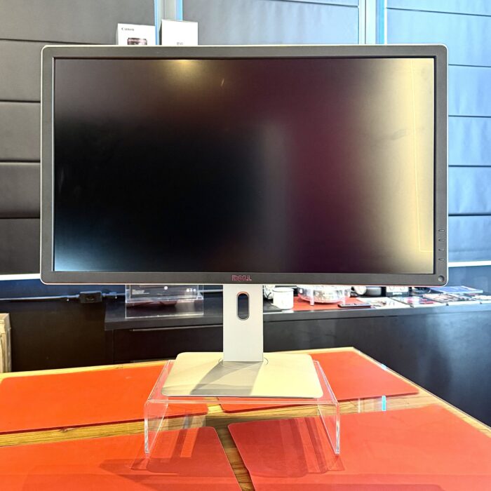 Monitor - Dell Ultra HD DELL P2715Q - HDMI Led - 27 Polegadas - Resolução 4K - (Semi-novo) - COD:LND